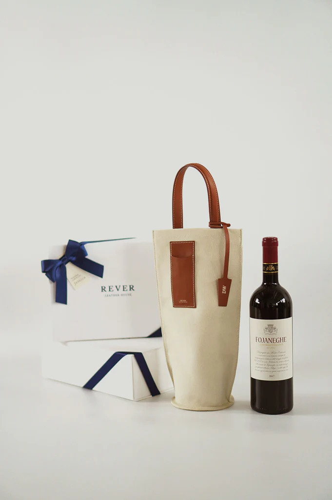 rever-leather-goods-personalised-corporate-leather-gifts-custom-wine-holder-bag-private-dinner-celebration-gift-012_1024x1024